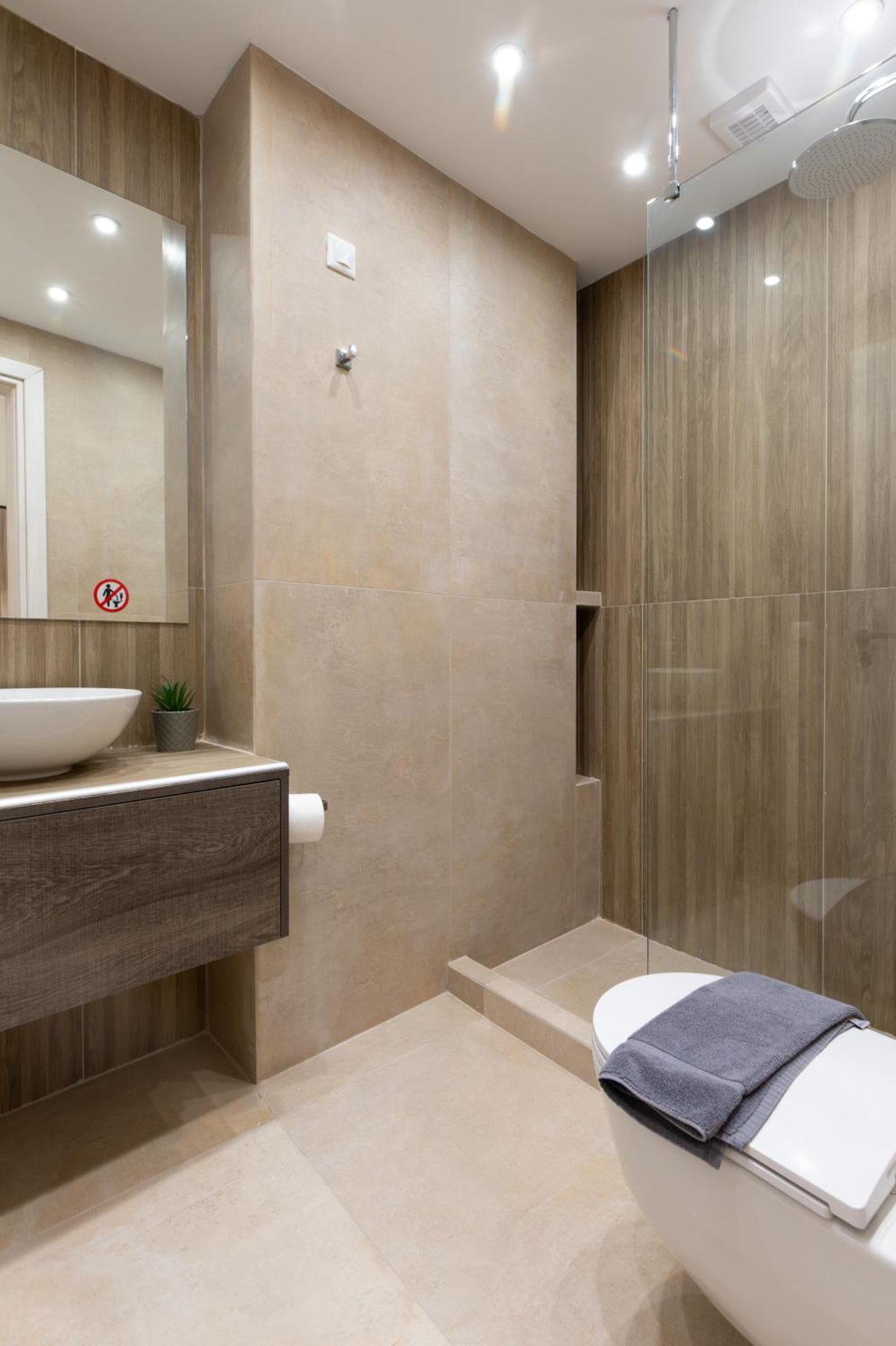 Appartement Elegant Comfort 2br In *